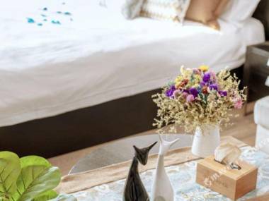 Crystal Lemon Serviced Apartment