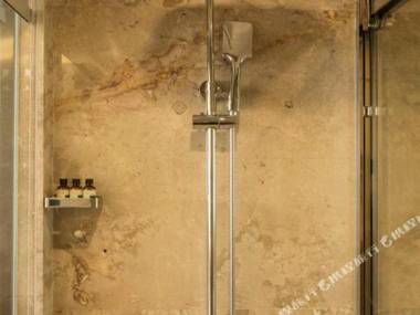 Lanhao Hotel (Xiasha Outlets Station Hailing)