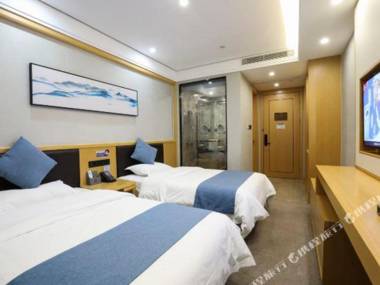 Lanhao Hotel (Xiasha Outlets Station Hailing)