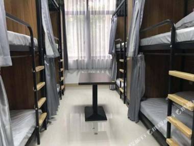 Yixuan Youth Hostel