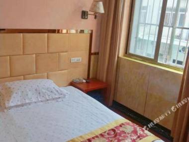 Xianmei Holiday Hotel