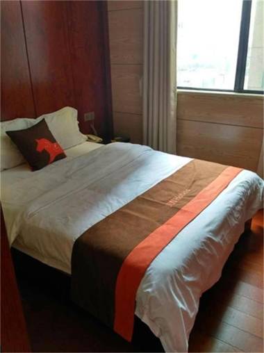 JUNYI Hotel Guizhou Guiyang Bageyan Road