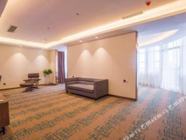 James Joyce Coffetel· Guiyang Tianhetan Scenic Spot