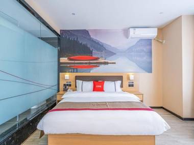 Thank Inn Plus Hotel Guizhou Guiyang Baiyun District Greenland International Plaza