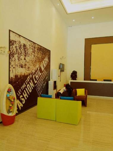 IU Hotel Guiyang Jinyang Century City Shopping Center Chayuan Village Metro Vanke