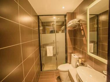 Pai Hotel Guiyang North Railway Station