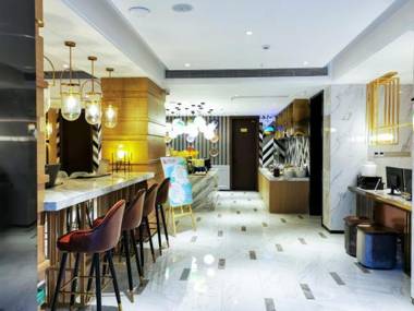Magnotel guiyang fountain commercial center subway station hotel