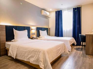 7 Days Premium Hotel Guiyang Huanghe Road Qing Shuijiang Metro Station