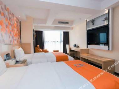 Pai Hotel (Guiyang North Station Store)