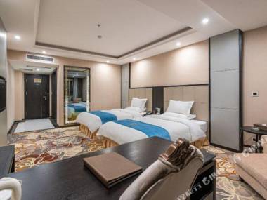 Qing Zhen Yan He Hua Yuan Hotel