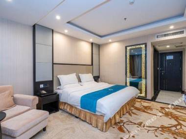 Qing Zhen Yan He Hua Yuan Hotel