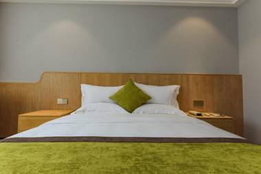 Ewing International Airlines Hotel