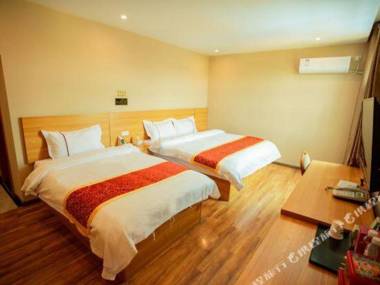 Qingzhen Three Tree Hotel