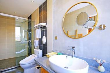 Sky Palace Hotel