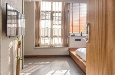 Zen Tea House Seven Stars Park