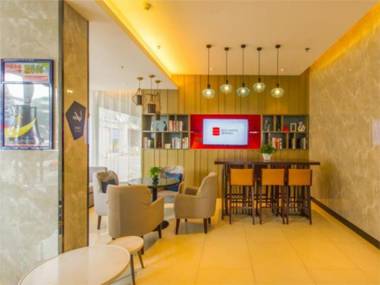 Echarm Hotel Guilin City Center Xiangbi Mountain Scenic Spot