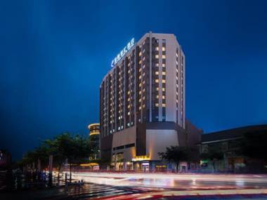 Poltton International Service Apartment Guilin Wanda High-speed Railway Station