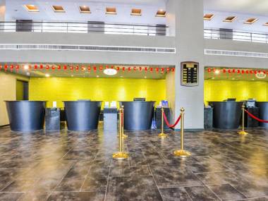 Henry Business Hotel