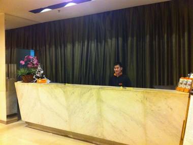 Liwan Lake Garden Inn