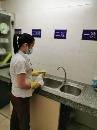 Insail Hotels (Guangyuanxincun Jingtai Pedestrian Street Guangzhou)