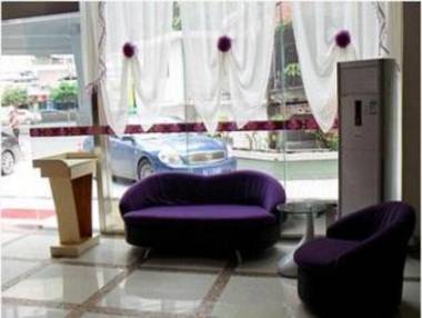 V8 Hotel Xi Cun Branch