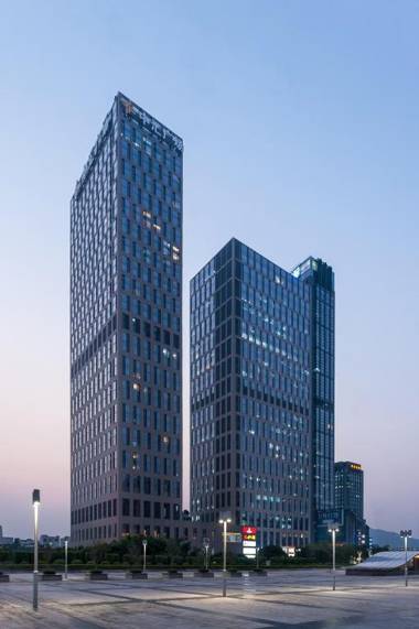 Guangzhou Yicheng Poly Central Pivot apartment