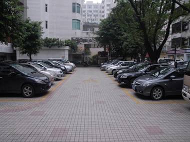 Five Rams City Hotel