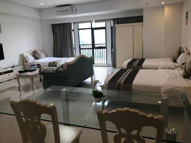 Moon Shine Apartment Hotel