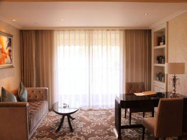 Lake Piedmont International Hotel