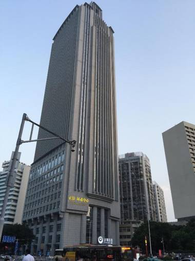 Nomo Service Apartment The Legend