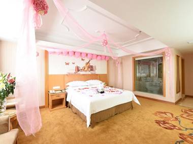 Vienna International Hotel Guangzhou Panyu City Bridge Center International