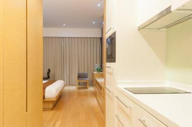 Yicheng Pazhou Poly World Trade Centre Apartment