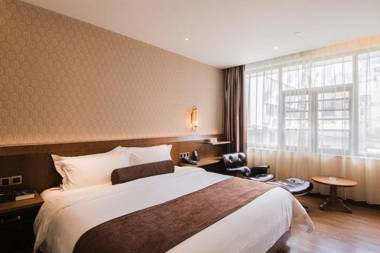 James Joyce Coffetel Guangzhou Railway Station Sanyuanli Metro Station