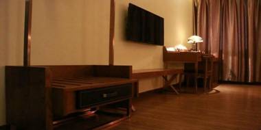 James Joyce Coffetel Guangzhou Railway Station Sanyuanli Metro Station