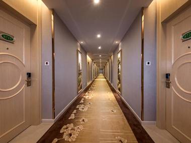 Vienna Hotel Guangzhou Baiyun Airport