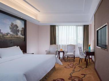 Vienna Hotel Guangdong Donguan Daling Mountain Sports Park