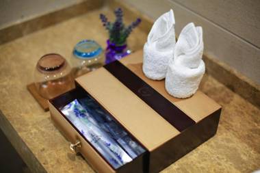 Lavande Hotel Guangzhou high-speed railway south station huijiang subway station