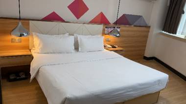 Borrman Hotel Guangzhou Middle of Sanyuanli Avenue