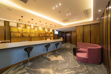 Zmax Guangzhou Jiangtai Road Metro Station