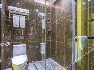 Zmax Hotel Guangzhou Tianhe East Railway Station