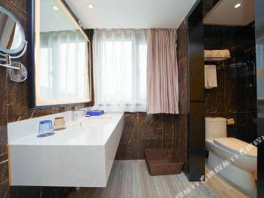 Zmax Hotel Guangzhou Tianhe East Railway Station