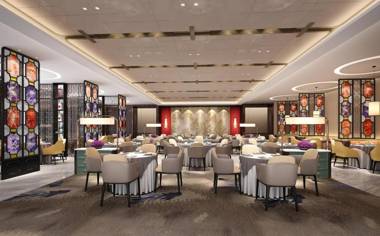 Holiday Inn Guangzhou South Lake an IHG Hotel