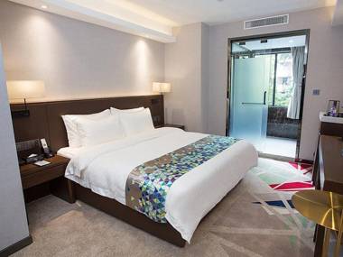 ZMAX Hotels Guangzhou Dongxiaonan Metro Station