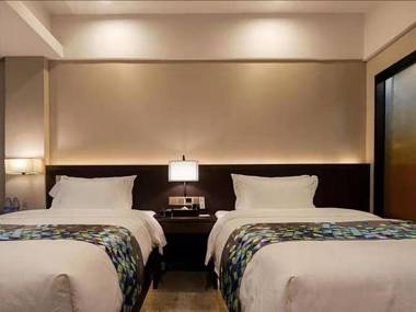 ZMAX Hotels Guangzhou Dongxiaonan Metro Station