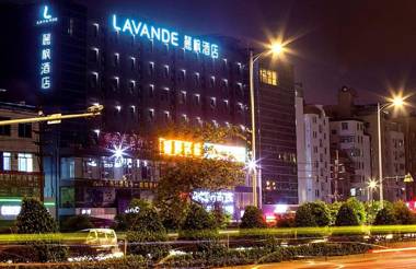Lavande Hotels·Guangzhou Baiyun Avenue North Metro Station