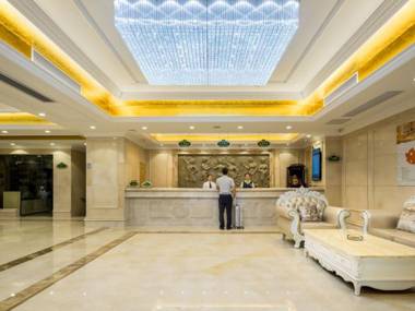 Vienna Hotel Guangzhou Railway Station Xiaobei Metro Station