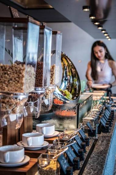 Guangzhou Elegant Hotel