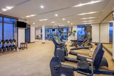 Xcellent Shifu Hotel