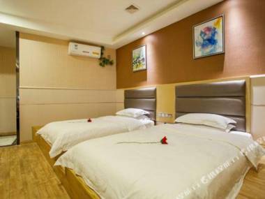 Super 8 (Guangzhou Baiyun Jinshazhou Shabei Metro Station)