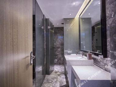 Paco Hotel (Guangzhou Baiyun Airport Liantang Metro Station)